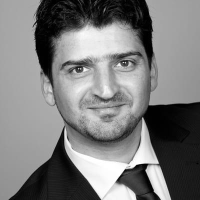 Porträt von Enis Brulic